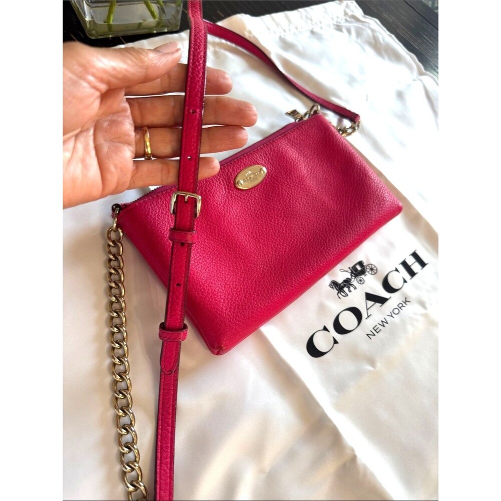 Coach Quinn Pebbled Leather Crossbody Style #F52709) hot pink/cranberry color - Picture 6 of 8